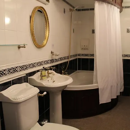 Thorncliff Ocean View Suites Mawgan Porth